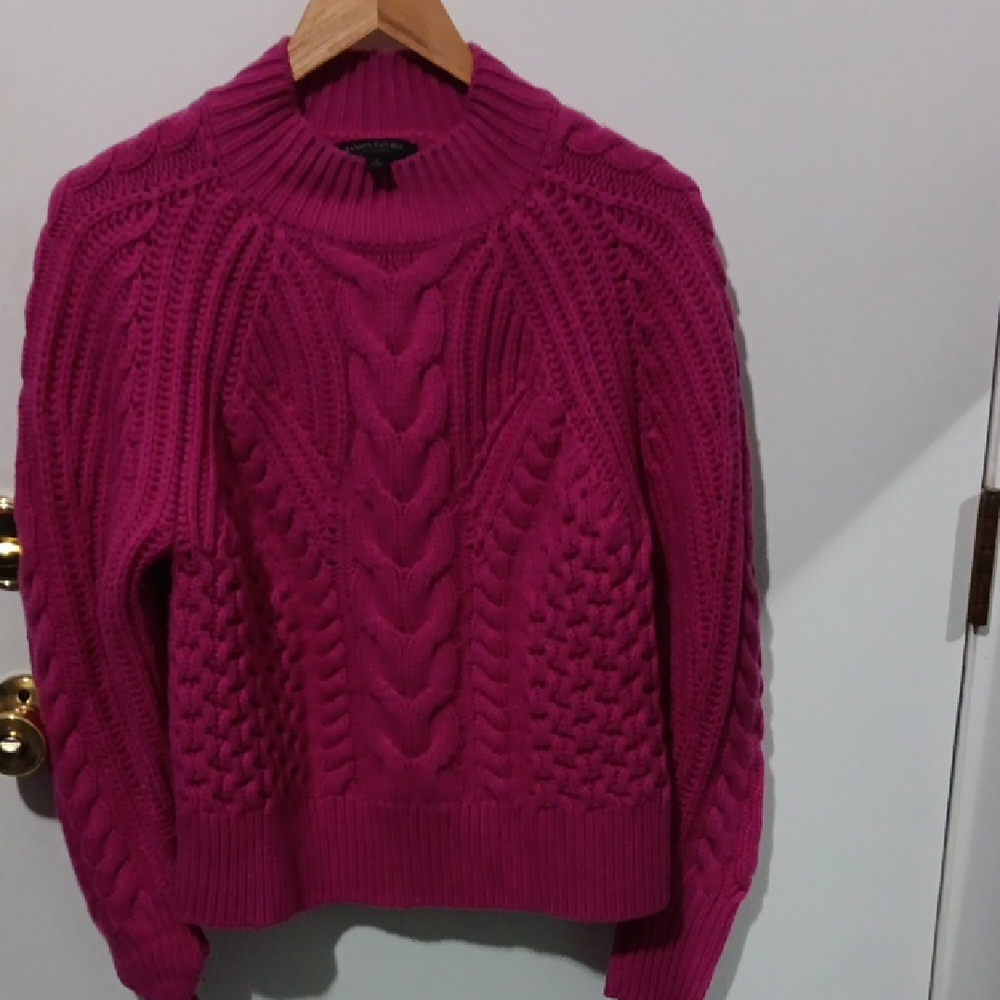 Banana Republic Fuchsia Cashmere Knit Sweater